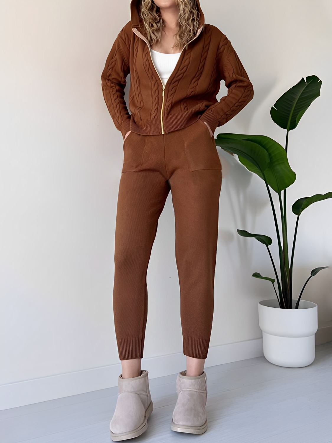 Knitted Set with Textured Zip-Up Jacket and Elastic Waist Joggers